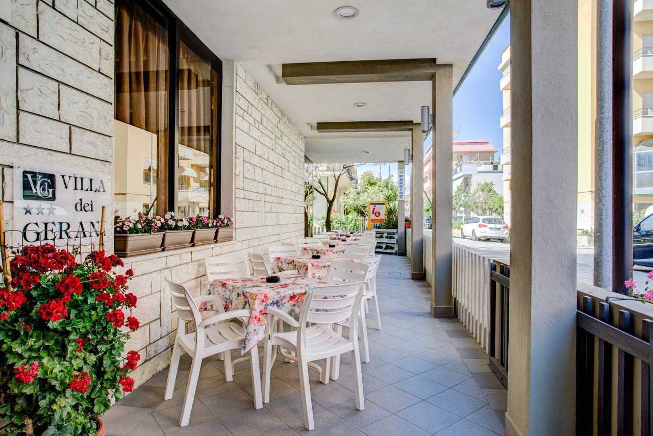 Hotel Villa Dei Gerani Rimini Kültér fotó