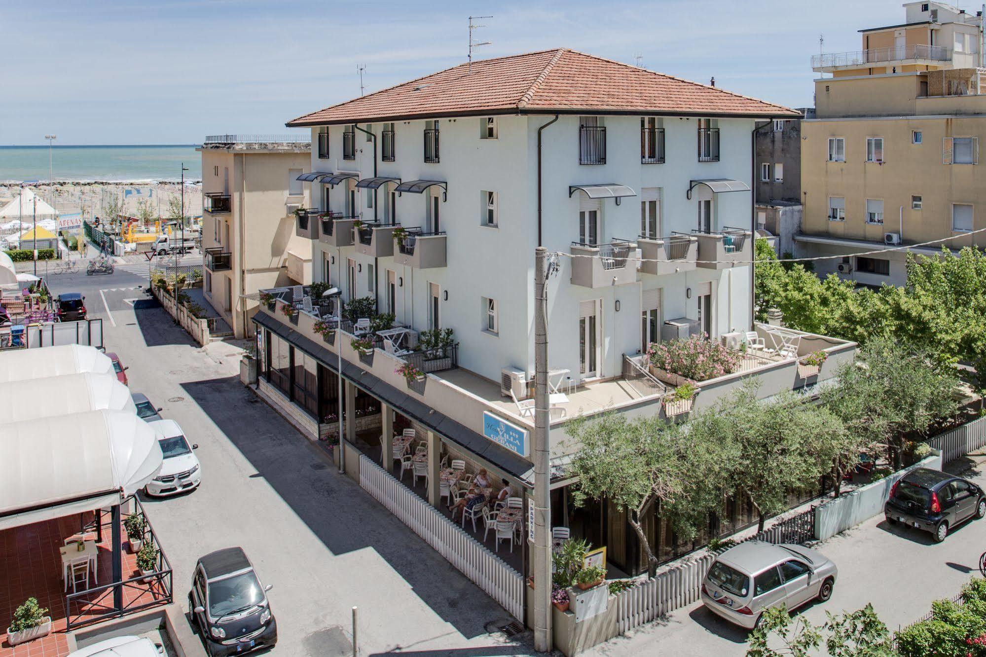 Hotel Villa Dei Gerani Rimini Kültér fotó