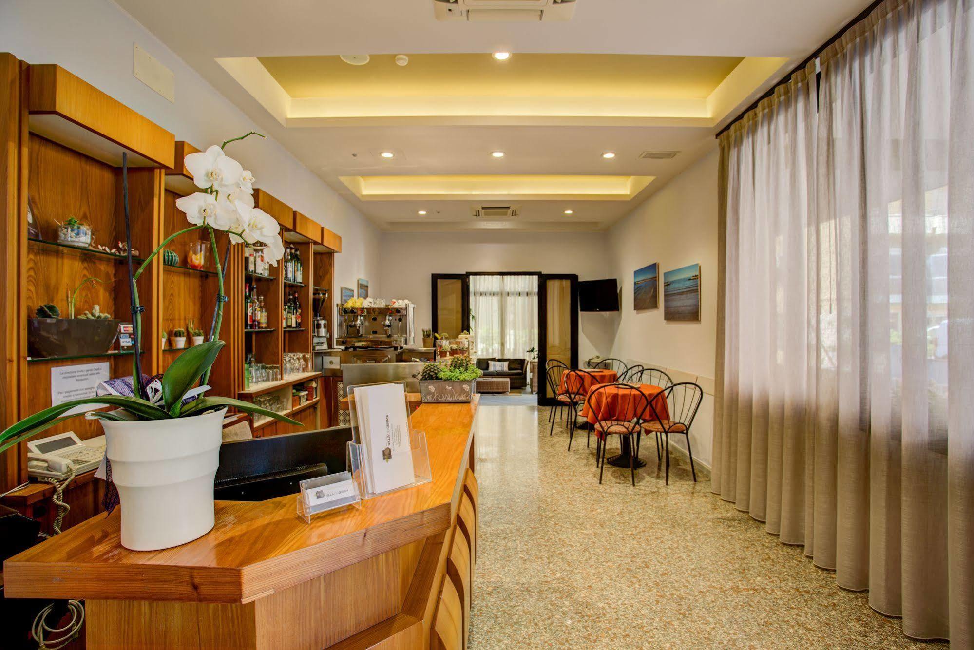 Hotel Villa Dei Gerani Rimini Kültér fotó
